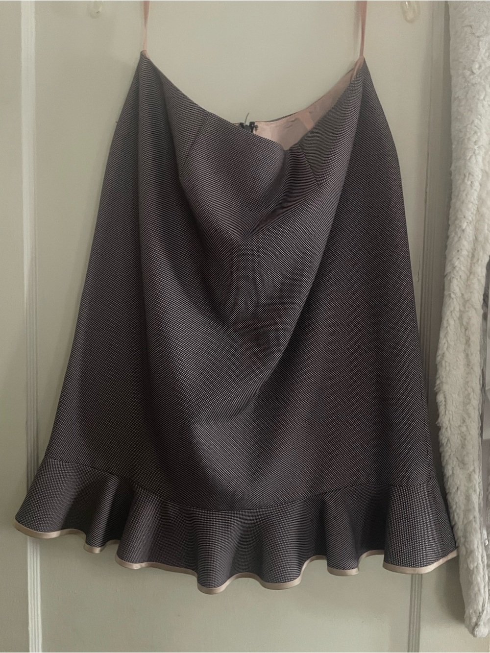 Women’s A-Line Ruffle Hem Skirt in Dark Charcoal